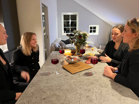 Middag med mordgåta – Skapa en oförglömlig kväll fylld med mystik och spänning